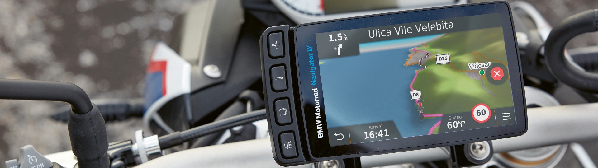 bmw motorrad sat nav price
