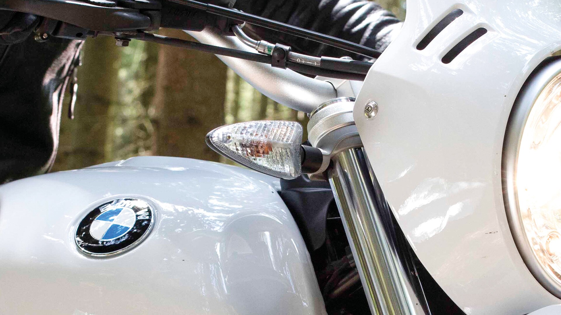 R nineT Urban G/S LED indicators