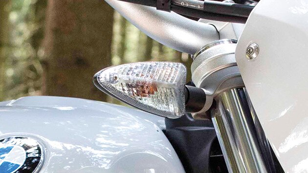 R nineT Urban G/S LED indicators