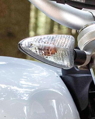 R nineT Urban G/S LED indicators
